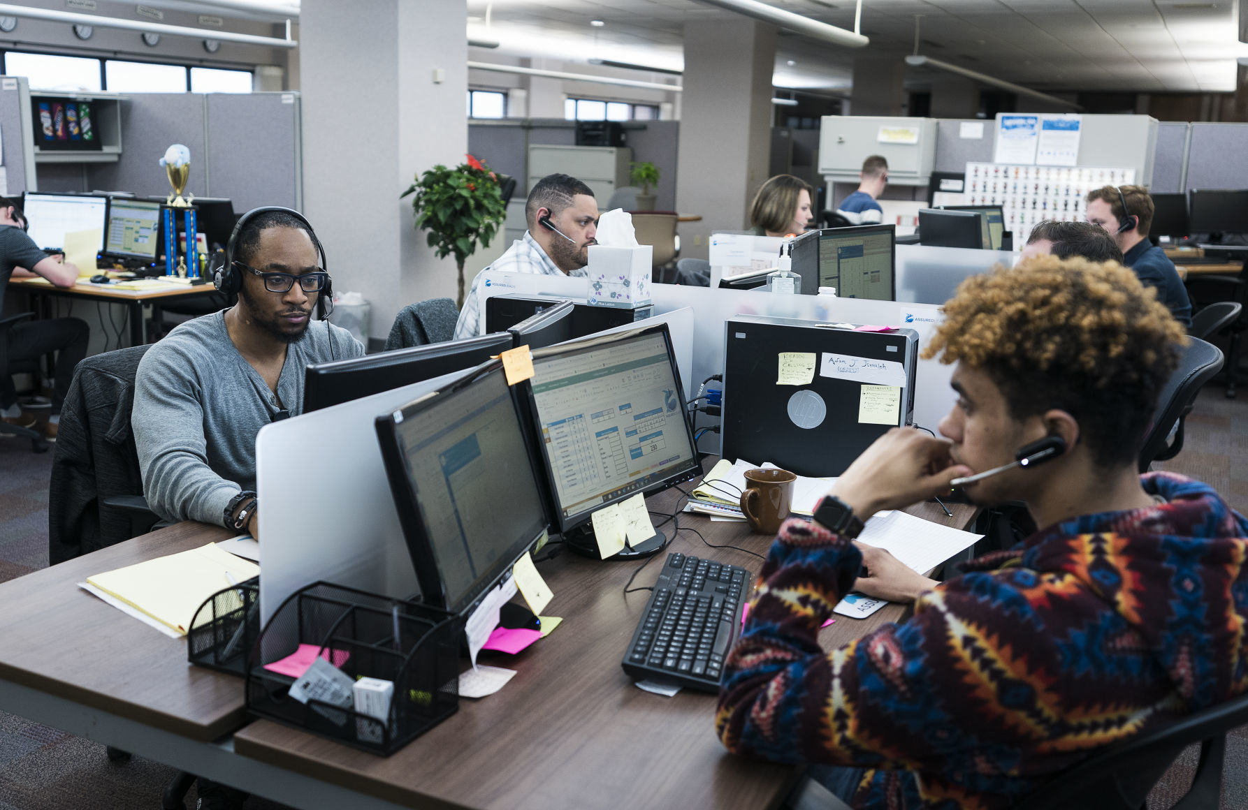 AssuredLeads employees